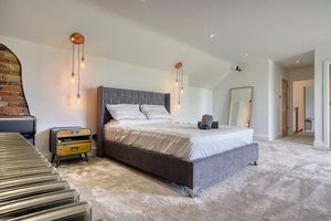 Master Bedroom Suite- click for photo gallery